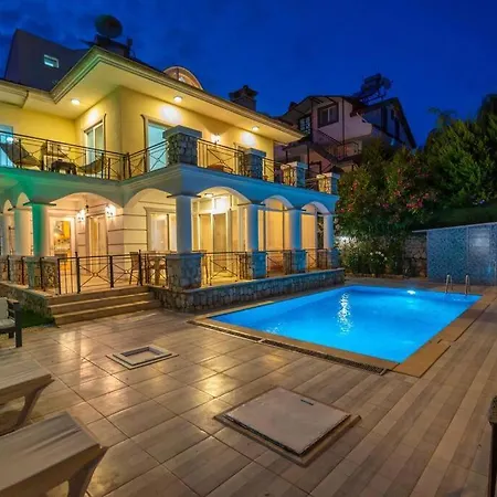 Yosun Harika Tatil Keyfi Willa Fethiye